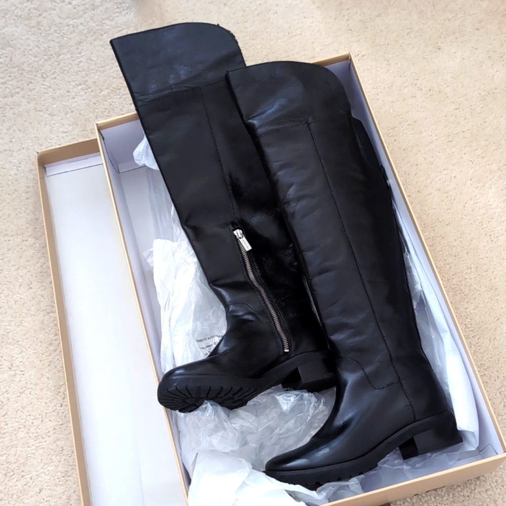 New MICHAEL Michael Kors Whitaker Tall Boots Black size 5.5